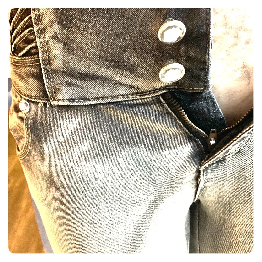 Size 7 DB Jeans Brand New
